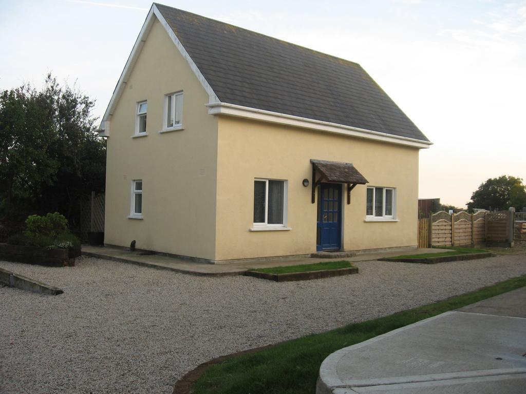 Ballagh Court Villa Ballynabola Room photo